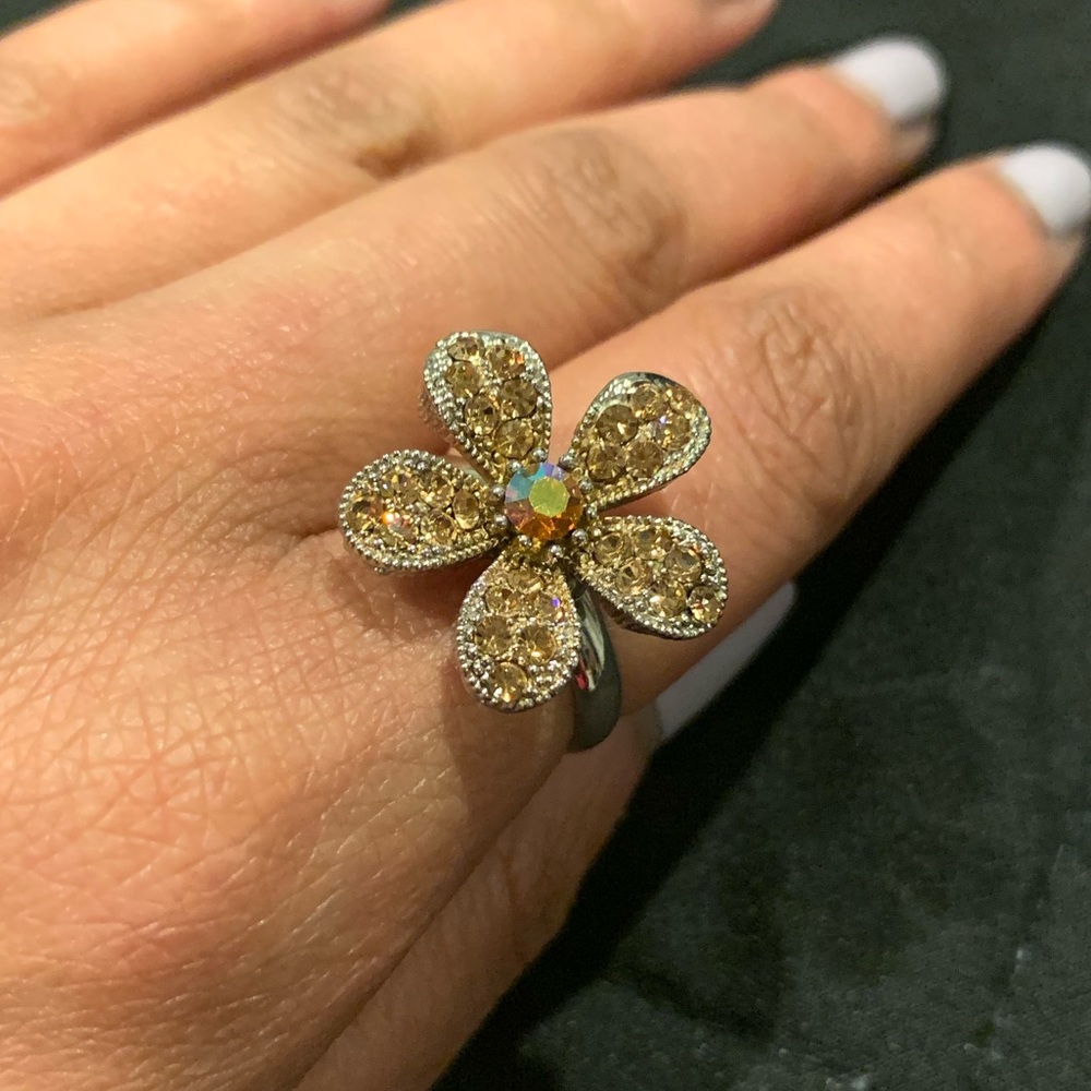 Flower ring